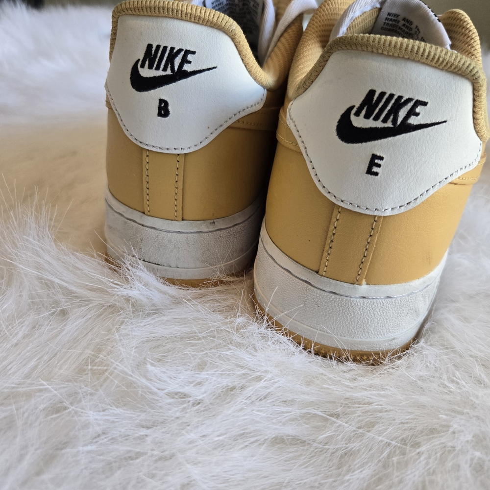 NIKE Air Force 1 Low '07 Bronzine Yellow Sneakers CT7875_994 Size 10 Men - Picture 8 of 11